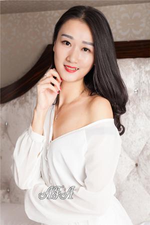 169202 - Yinying Age: 31 - China