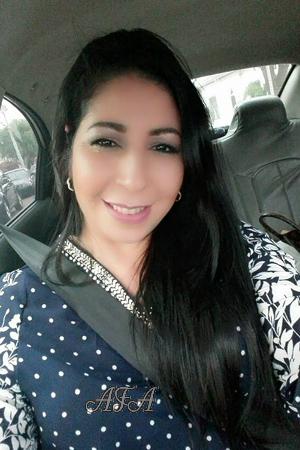 174487 - Diana Age: 48 - Colombia