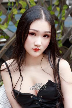 199442 - Yujing Age: 22 - China