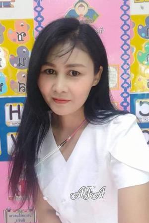 210567 - Thansiri Age: 46 - Thailand