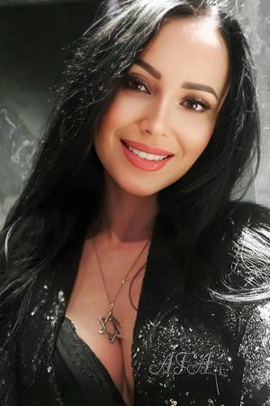225887 - Khrystyna Age: 41 - Ukraine