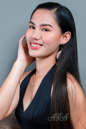 226032 - Margielyn Age: 22 - Philippines