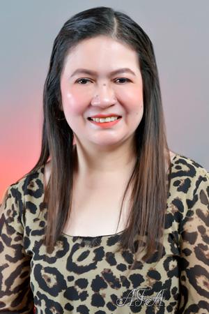 226049 - Sheila Age: 52 - Philippines