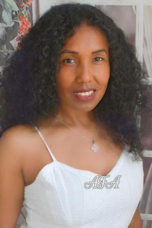 226263 - Ruth Age: 44 - Peru