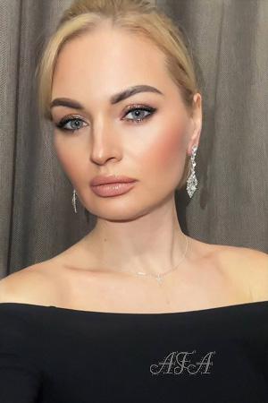 226792 - Nadiia Age: 38 - Ukraine